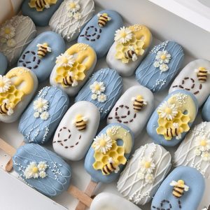 Designer Cakesicles x 24